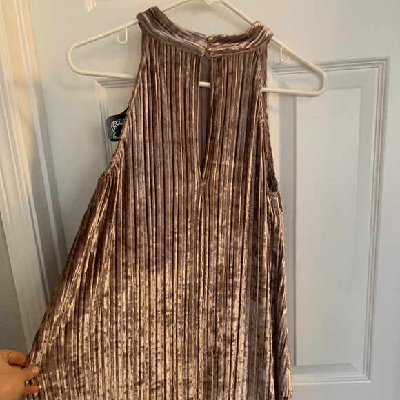 Velvet Angie dress - Picture 3 of 3